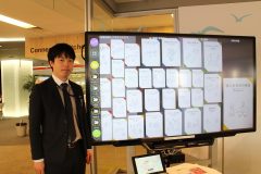 大型タッチディスプレイとタブレットを使い、デジタルなワークショップも導入しています